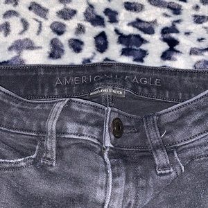 Ripped american eagle jeans, worn multiple time, super comfortable